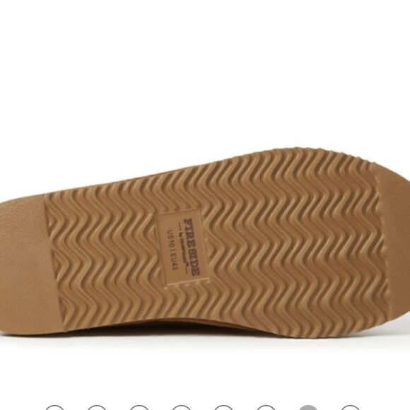 Men's Fireside by Dearfoams Hobart Genuine Shearling Closed Back Slipper,Unisex - Picture 2 of 13